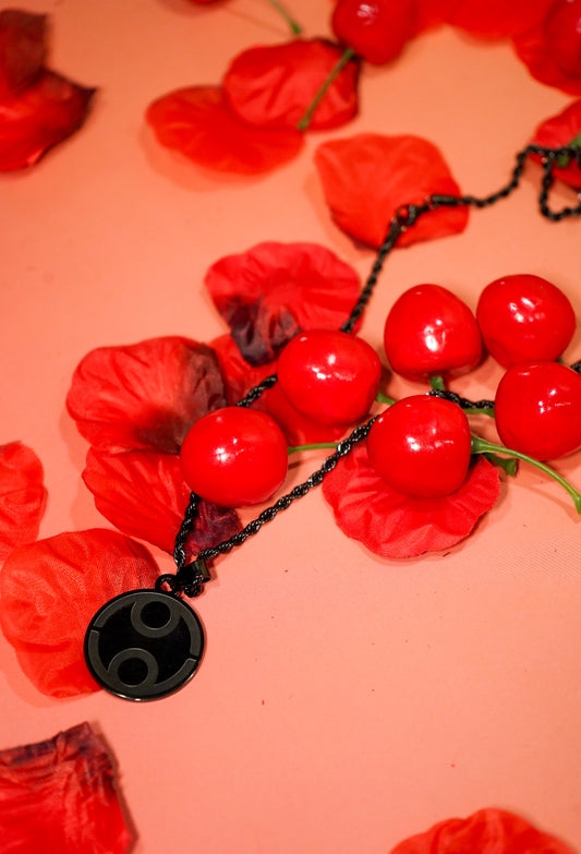 HUDDLE UP STAY-GLOBAL “Classic Black” Chain